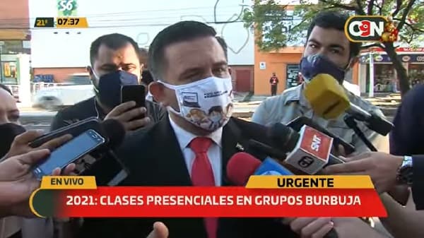 Petta anuncia retorno “voluntario y en grupos burbuja” a clases