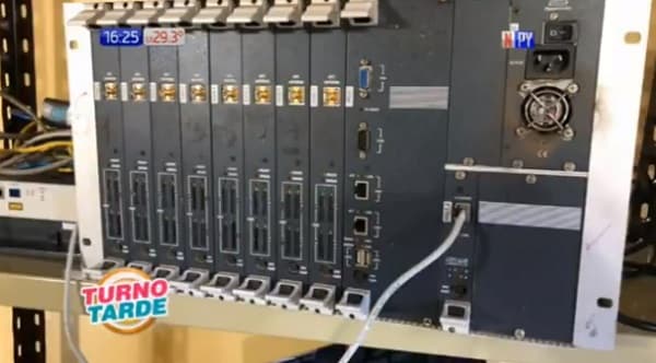 Allanan vivienda y desbaratan esquema de desvío de llamadas internacionales