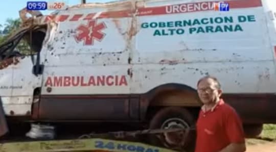 Niña de siete años fallece en vuelco de ambulancia