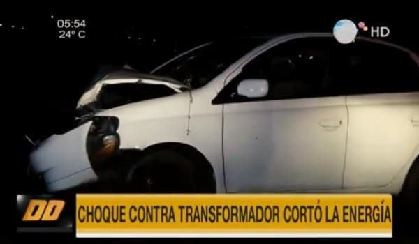 Choque y posterior incendio en la Costanera