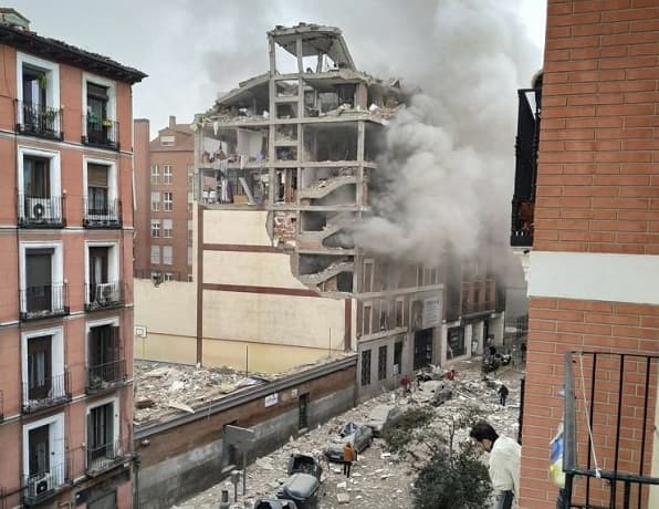 Madrid: Explosión en edificio deja al menos dos fallecidos