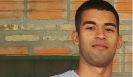 Familia busca a joven desaparecido 