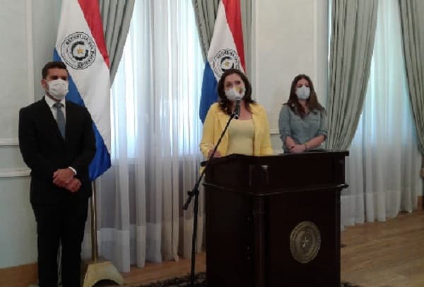 Ejecutivo veta ley de traspaso de Marina Cué