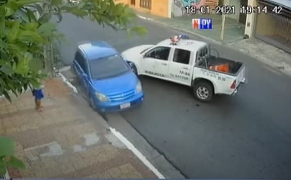 Cámaras registran persecución “de película” en el microcentro