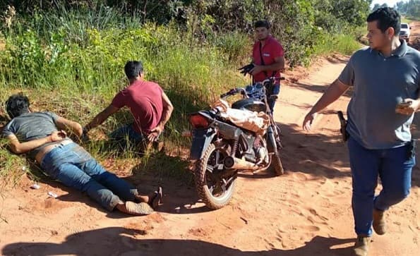 Asalto con toma de rehén y persecución, terminan con dos detenidos