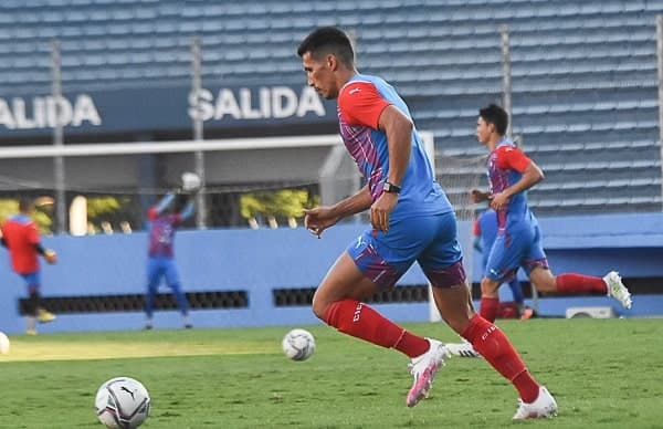 Dos encuentros se realizarán este domingo por la fecha 12 del Apertura