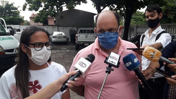 Piloto y copiloto murieron tras impacto, asegura forense