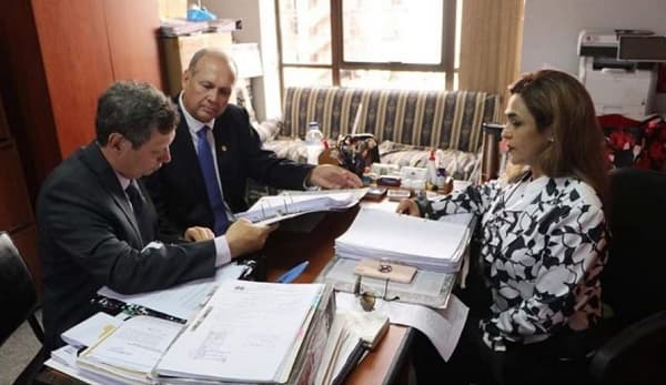 Fiscal presenta acusación contra Mario Ferreiro y otras seis personas