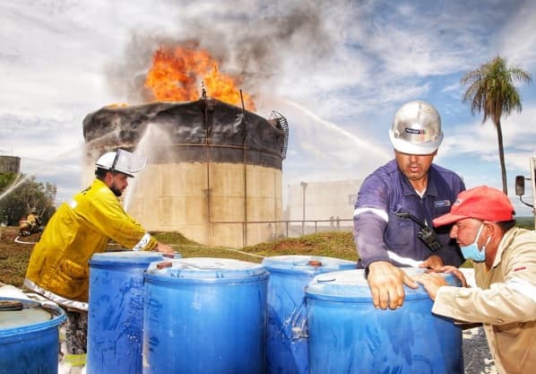 No hay riesgo para vecinos, dice Petropar en comunicado