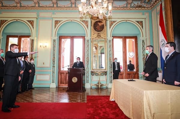 Jura Brunetti y cuenta el porqué descabalgó en Asunción