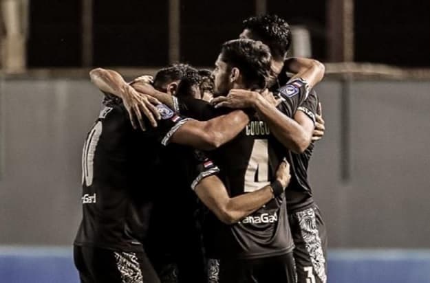 Libertad golea a domicilio y es puntero