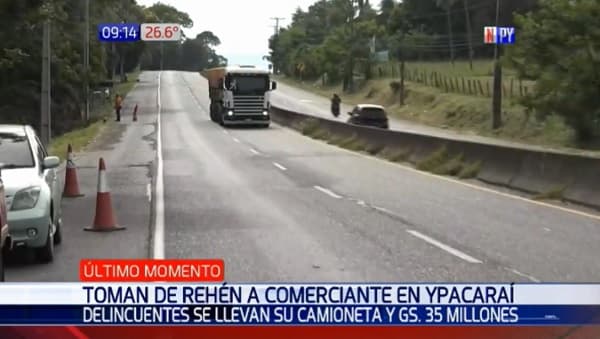 Delincuentes simulan accidente para perpetrar millonario asalto