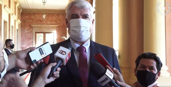 Promulgan ley de uso de transportes escolares tras reguladas