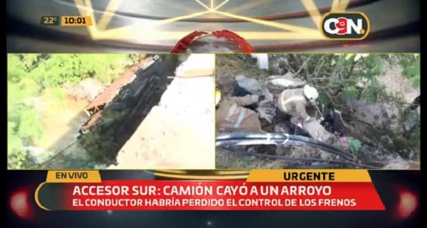 Camión recolector de basura cae a arroyo en Acceso Sur