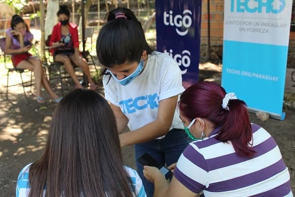 Programa emprendido por telefónica ayuda al desarrollo de mujeres