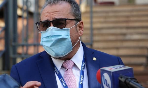 Diputados retiran confianza a Escoto, de la OMS