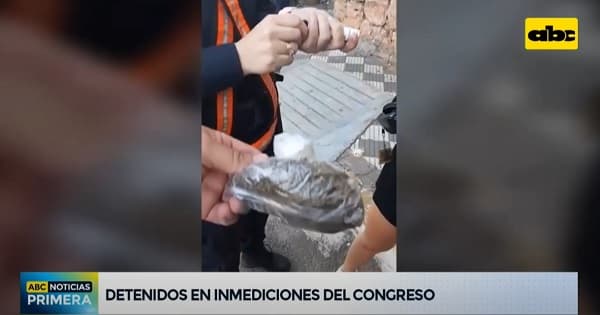 Detienen a jóvenes con marihuana y petardos en manifestación