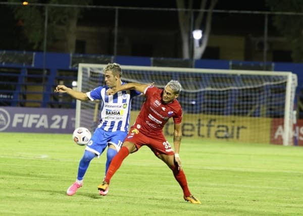 Conmebol Sudamericana: 12 de Octubre y Nacional empatan sin goles