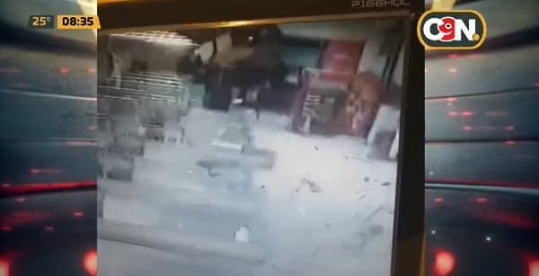 Revelan video de la explosión del cajero en supermercado