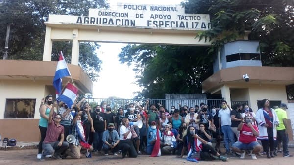 Fiscalía retrocede y no imputará a los detenidos en manifestación