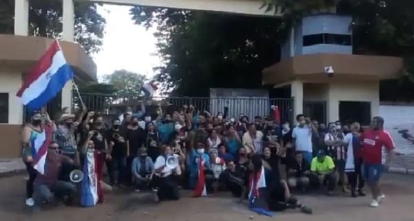 Liberan a los 27 detenidos por incidentes en protesta ciudadana