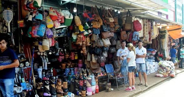 Mesiteros de Alto Paraná solicitan a fiscal seguir trabajando