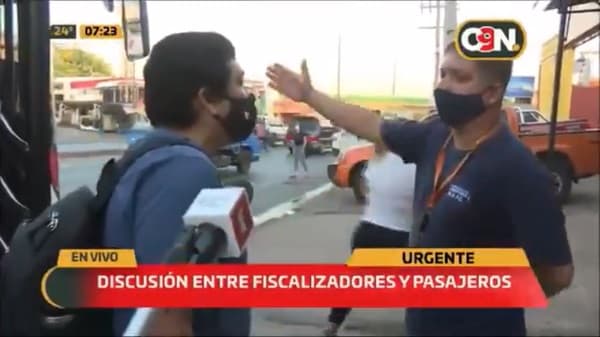 Regulada y fiscalización de buses genera tensión en las calles