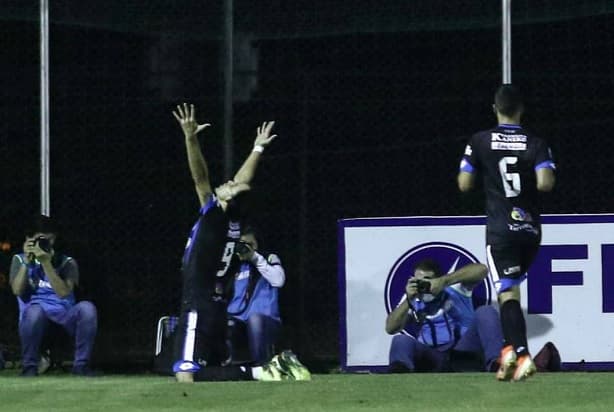 12 de Octubre vence en Los Jardines del Kelito