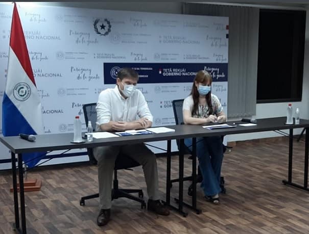 Educación del sector público migra a clases a distancia