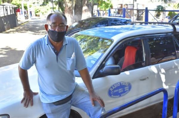 Familia del taxista Joel acumula deudas en la farmacia ante su cuadro de Covid-19