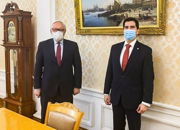 Anuncian la llegada de 10.000 dosis de Sputnik V para la próxima semana