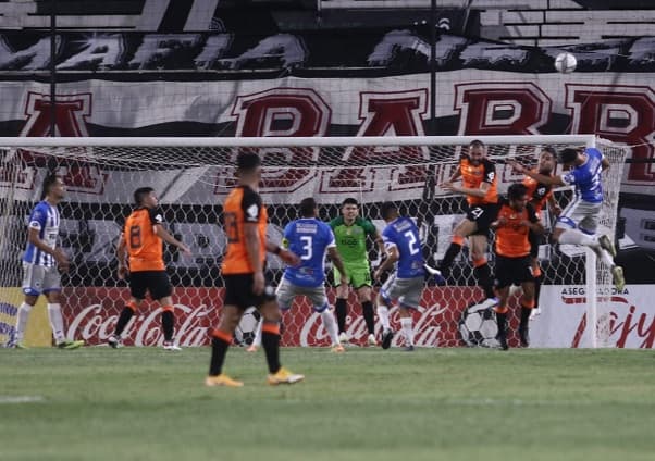 Olimpia salva un empate sobre la hora