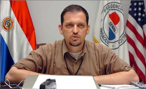 Exministro de la Senad ahora es presidente de los bomberos