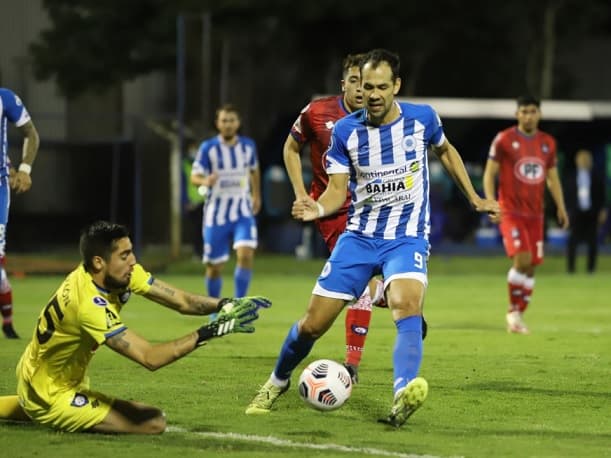 12 de Octubre pierde y se complica en la Sudamericana
