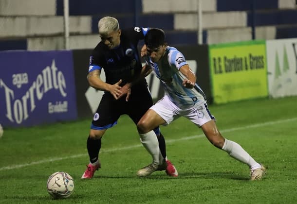 12 de Octubre y Guaireña igualan en Itauguá