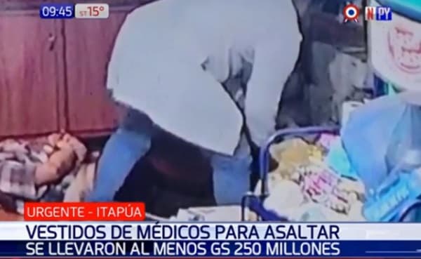 Delincuentes simulan ser médicos para asaltar comercio