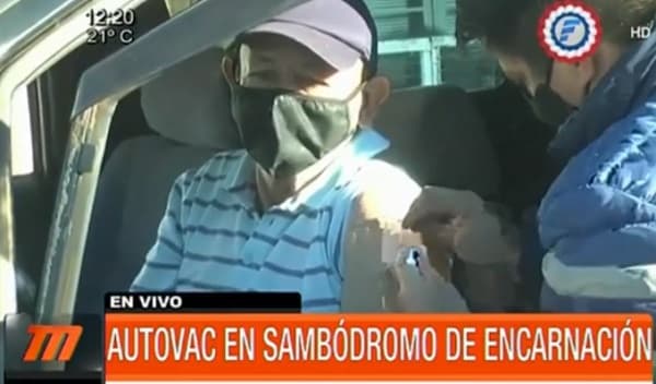 Encarnación: Mayores de 70 años acuden a sambódromo para vacunarse