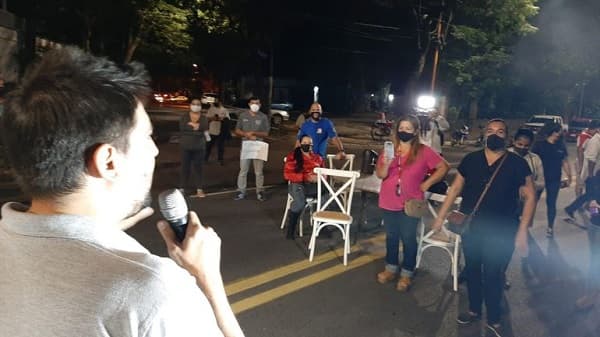 Empresarios del sector de eventos vuelven a manifestarse frente a Mburuvicha Róga