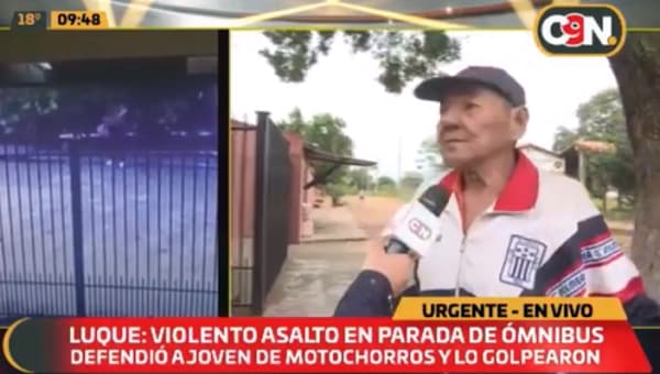 Hombre intenta ayudar a víctima de asalto y es golpeado por motochorros