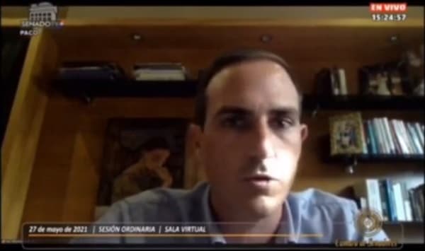 Senador pide al Ejecutivo suspender el IVA a servicios digitales