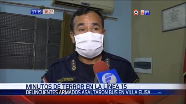 Delincuentes asaltan a pasajeros de bus de la Línea 15