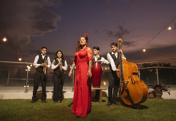 Chabela Ri lanza su tercer single como solista