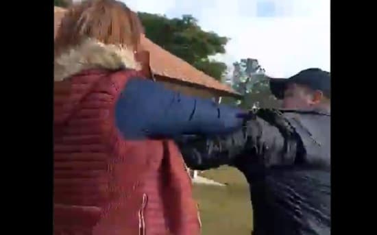 A los golpes llegan en local de votación en Quyquyhó