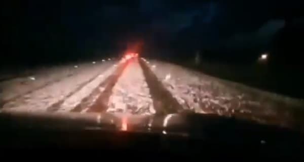 Vendaval ocasiona la caída de columnas de la Ande en San Pedro