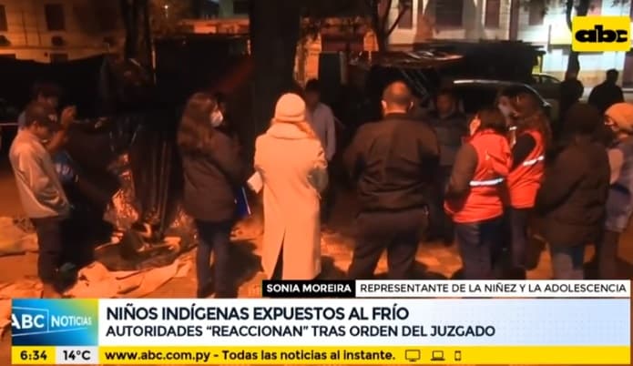 Tras orden del Juzgado, asisten a niños indígenas expuestos al frío