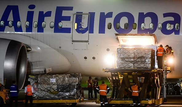 Llegan al país 99.600 vacunas Moderna para embarazadas