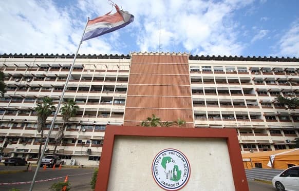 Suspenden cobro de marinos por encima del tope establecido por IPS