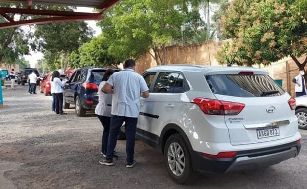 Más de 500 trabajadores solicitaron licencia para acudir a vacunatorios