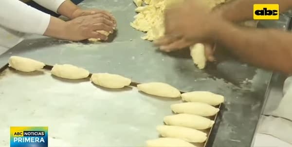 Cocinera revela secreto para evitar que la chipa sea dura