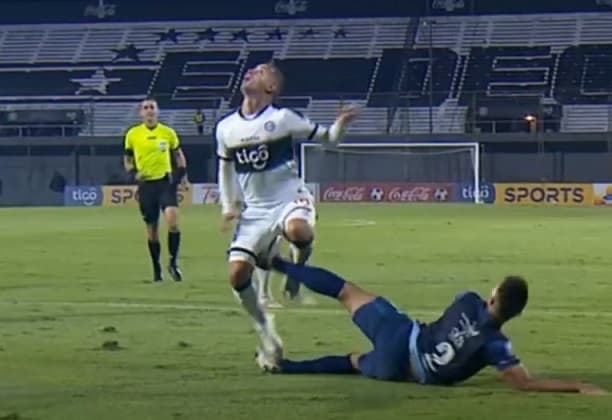 Caída de Derlis debió ser sancionada como penal, según comisión